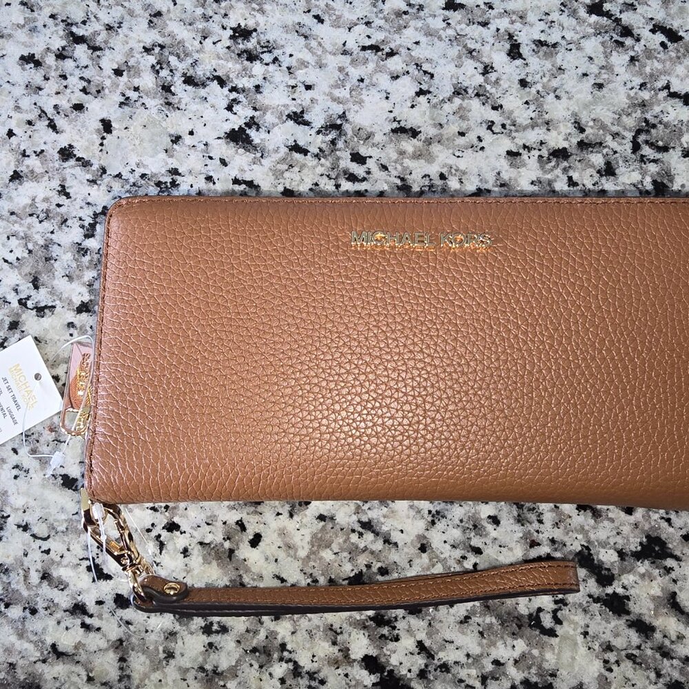Michael Kors Jet Set Travel Continental Leather Wristlet - Luggage